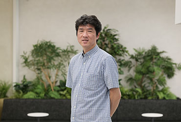 探究心が生み出す、仕事の深みと手料理の温もり | Inside Stories